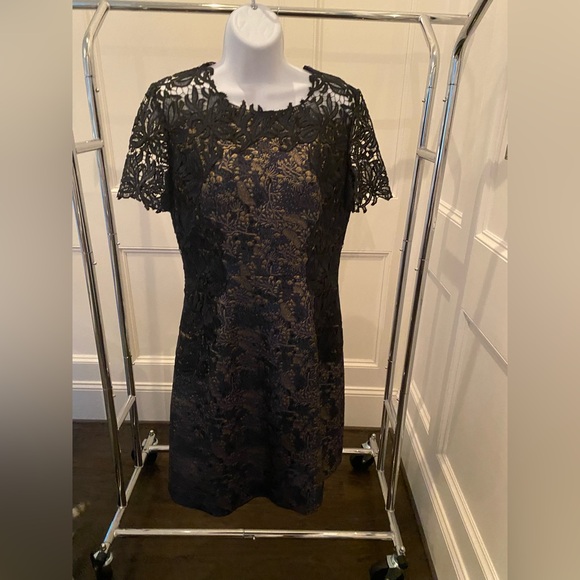 Elie Tahari Navy and Gold Lace Mini Dress - Picture 2 of 6